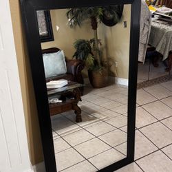 2 Mirrors