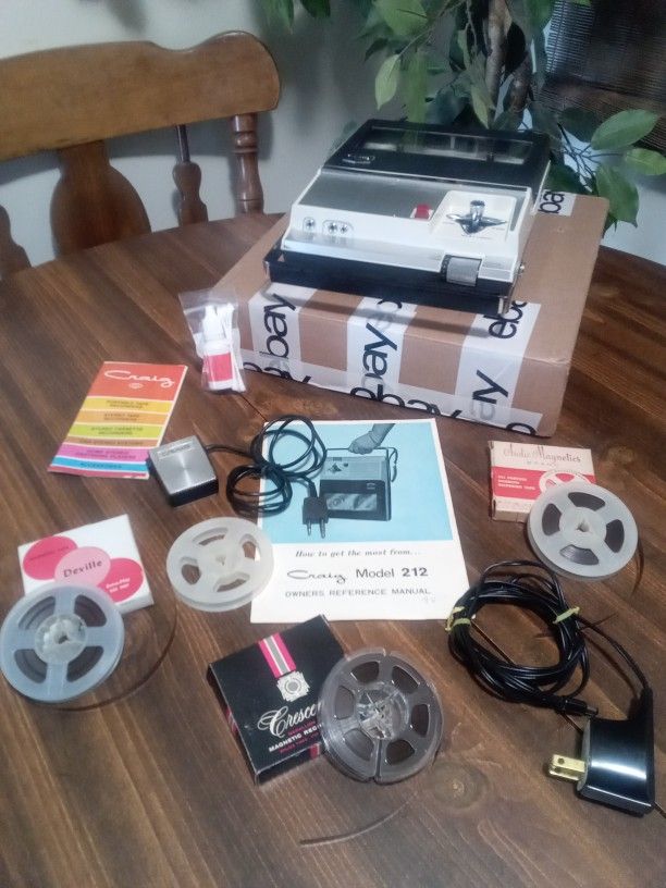RECONDITIONED, FULLY FUNCTIONING VINTAGE TAPE RECORDER & EXTRAS