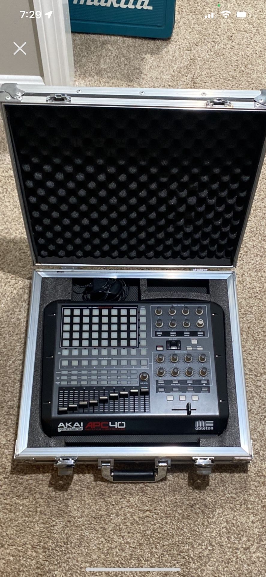 Akai APC-40 with Case.