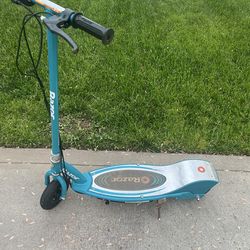 Razor scooter E300