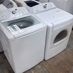 May Tag Washer And Dryer Set