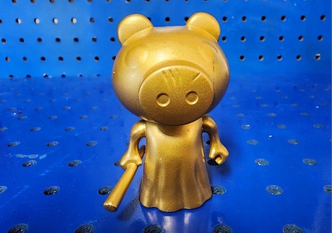 Series 1 Golden Piggy Figure