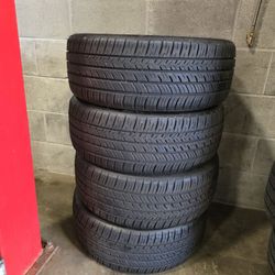 215/45R17