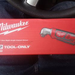 MILWAUKEE M12 1/4 HEX RIGHT ANGLE IMPACT DRIVER 