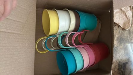 Hanging metal cups set/10