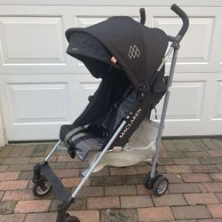 Maclaren Triumph Umbrella Stroller - Black/Charcoal MSRP $299