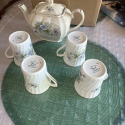 GREAT CHRISTMAS GIFT….Royal Stuart Made In England Fine Bone China Tea Set….Sells For $150…asking $25