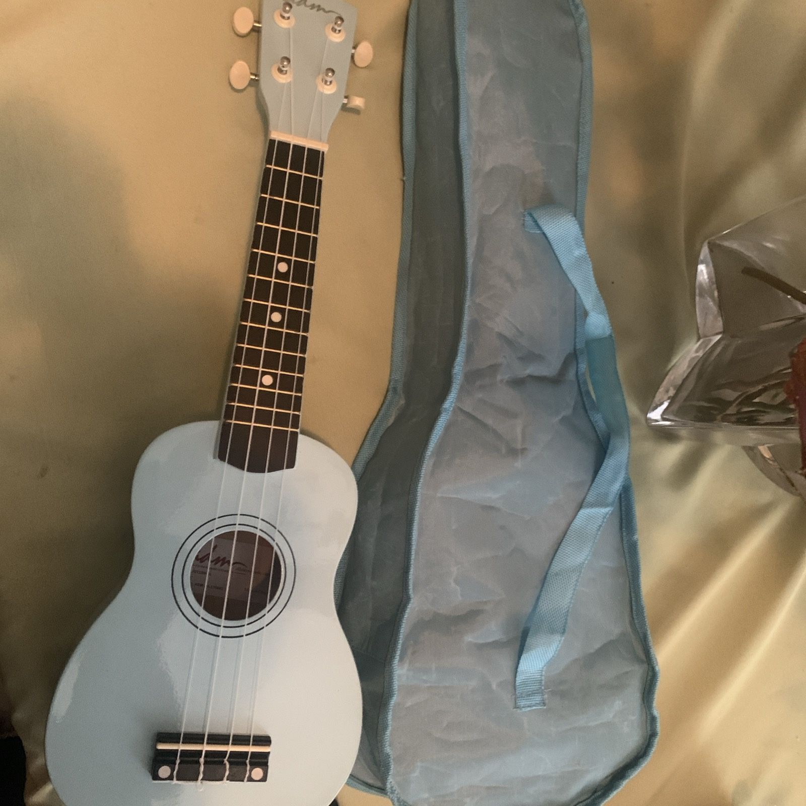 ADM 21” Soprano Ukulele JU110N-BL