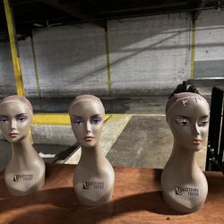 Mannequin Heads