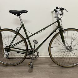 hybrid bike size medium