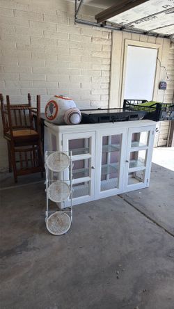 FREE STUFF NEED ALL GONE TODAY !!! YOU COME TAKE IT ALL