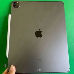 256GB Apple IPad Pro 12.9” 5th Generation ( M1 chip / XDR display / 2021) WiFi + cellular (5G/Unlocked) with keyboard, pen & Accessories (1TB $999)