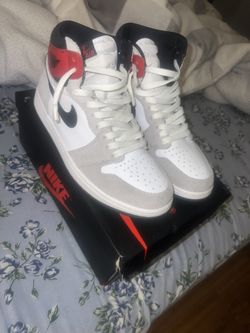 Smoke Grey Jordan 1s Size 8.5 Used 