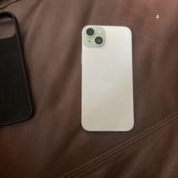 iPhone 15 Plus