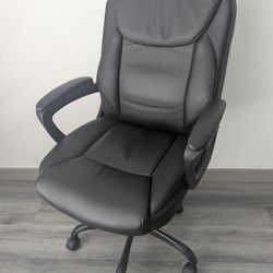 Amazon Basics Office Chair