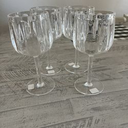 Anthropologie Lucia Acrylic Wine Glasses Set Of 4 Clear New