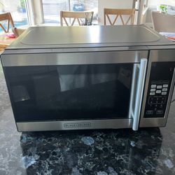 Compact Microwave Oven 
