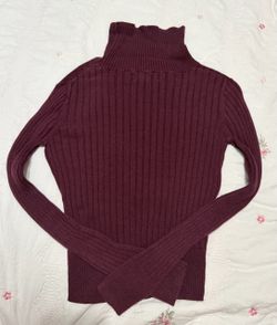 Aéropostale Burgundy Ribbed Turtleneck Sweater, Size M