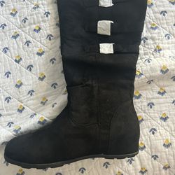 Size 11 Women’s Boots