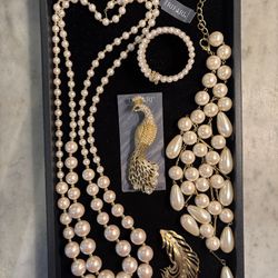 Beautiful New Old Stock Trafari Marked Designer Items💎