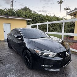 2017 Nissan Maxima