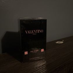 Valentino Born In Roma Uomo Intense