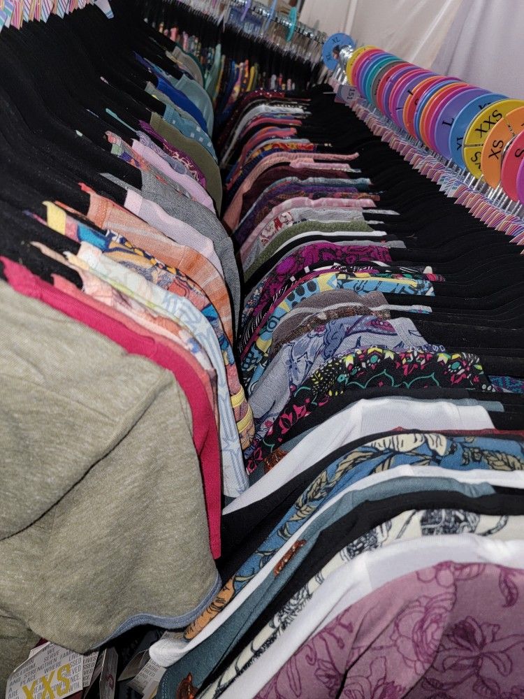 Lularoe And Pacsun Brand New Shirts, Jeans And Nice Tops 150+ Pieces