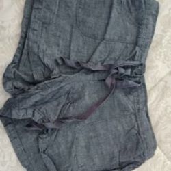 New Denim Shorts. Size M. Cash & Pickup Only. Great Price.