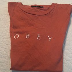 Médium Obey Shift.