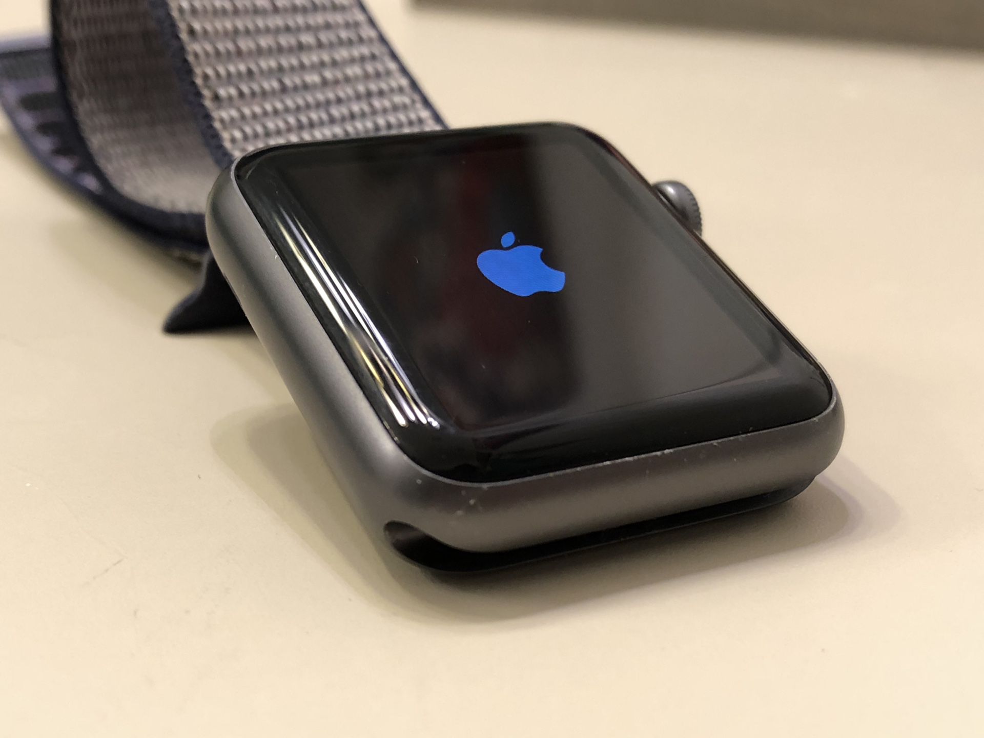 Apple Watch 42mm - Great shape, works perfectly