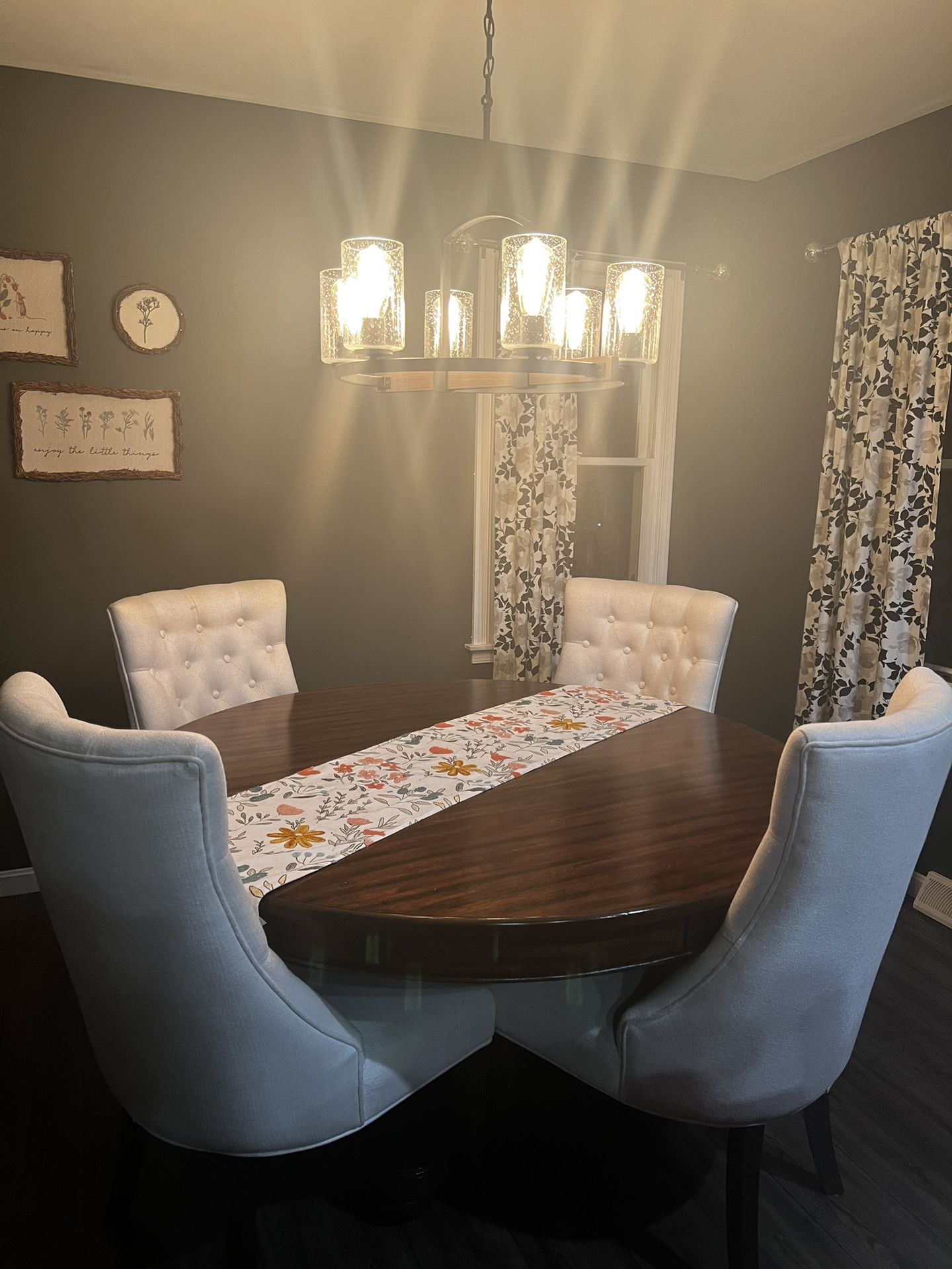 Dinning Tablet Set