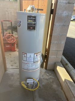 Bradford White 40 Gal Gas Water Heater