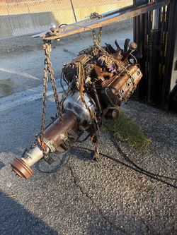 341 v8 hemi motor & transmission