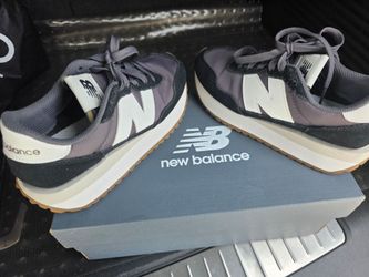New balance shoes