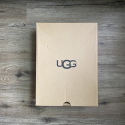 UGG Nuemel Boots