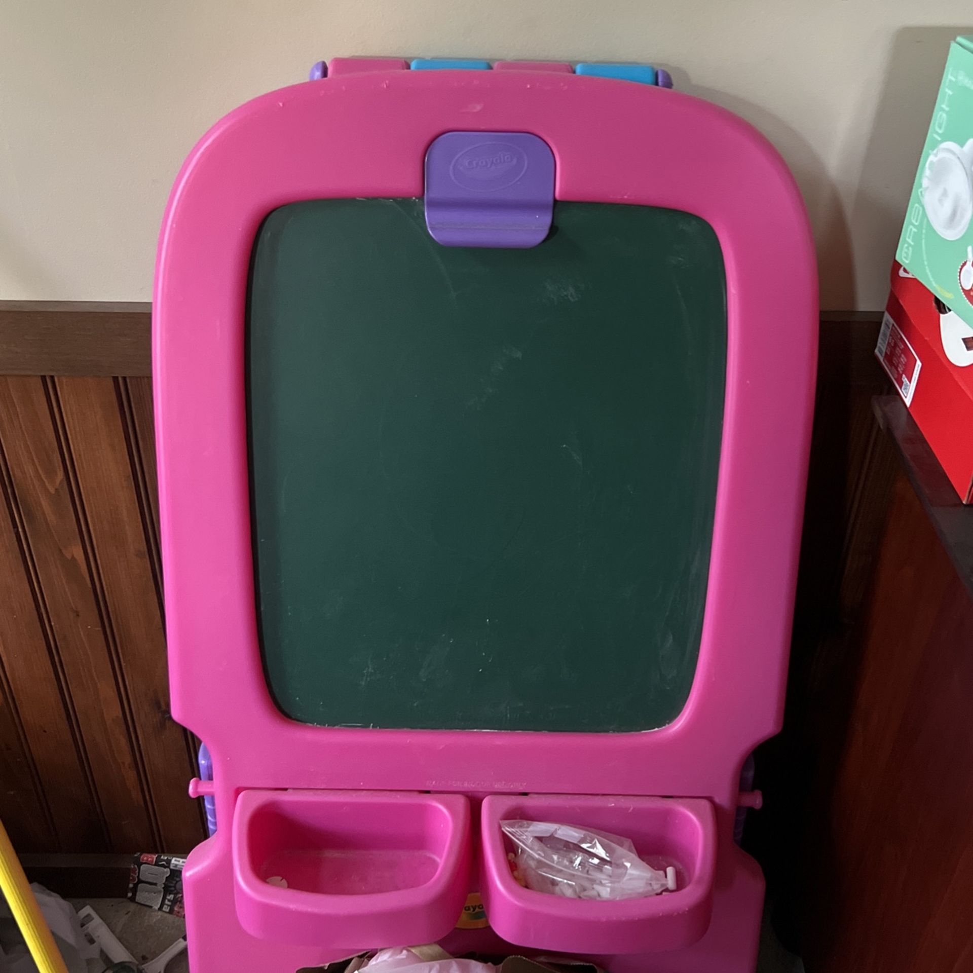 Easel
