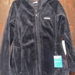 NEW COLOMBIA SWEATER WITH HOODIE SIZE MEDIUM WOMENS