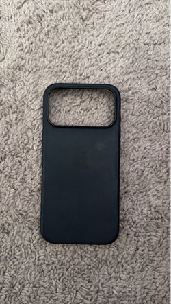 Apple iPhone 17 pro max Black Silicone Phone Case