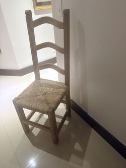 Beautiful Detail Woven Wooden Chair