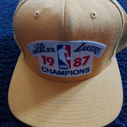 Vintqge Lakers 1987 ChampuonshipTrucker Hat
