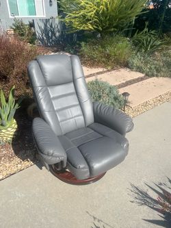 Lounge Chair