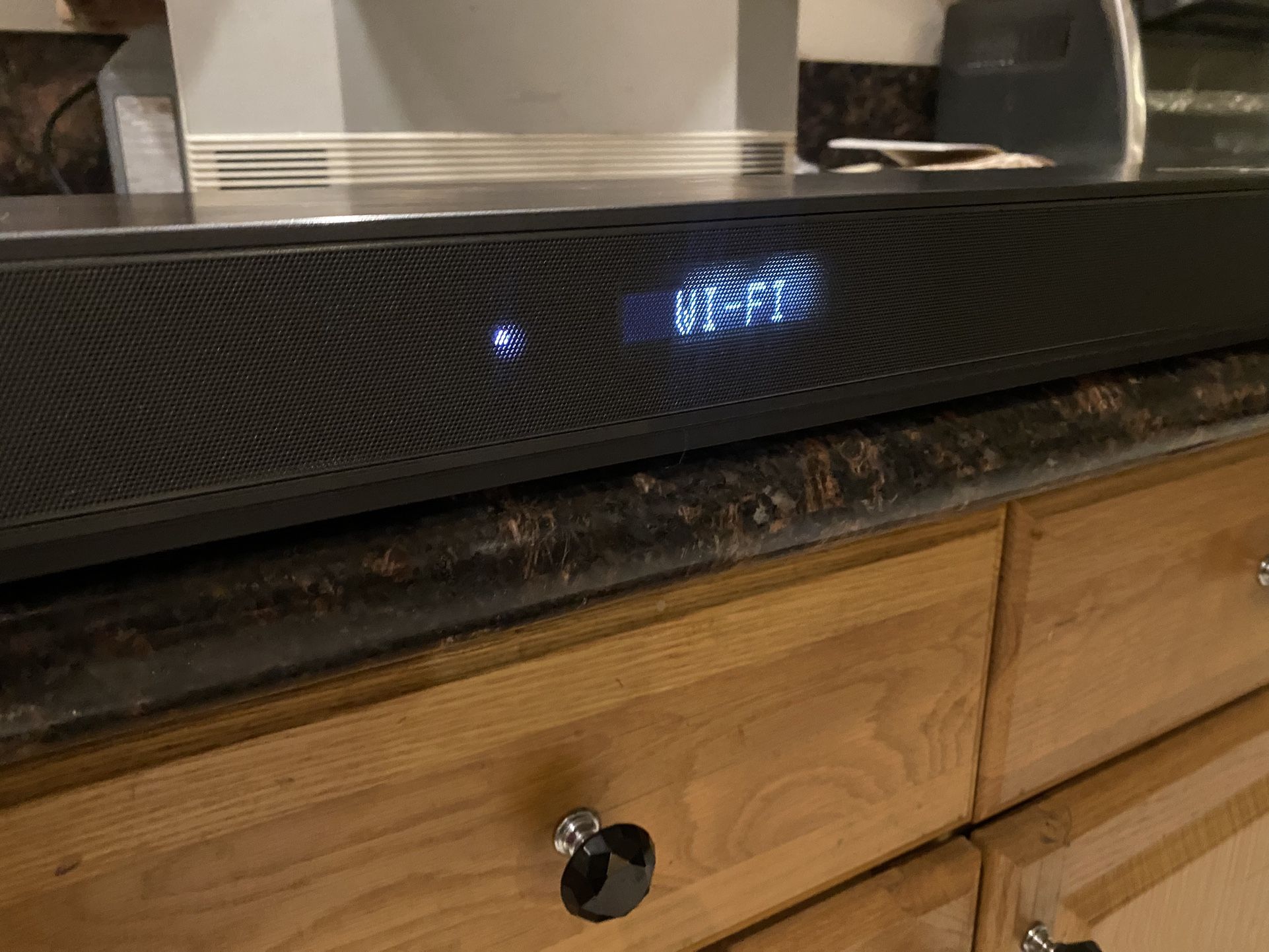LG Soundbar 550 watts (or trade for cool receiver) 