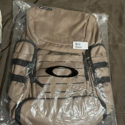Oakley Urban Ruck Pack 