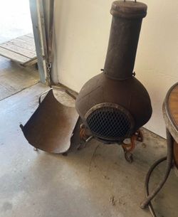 Potbelly stove, fire pit