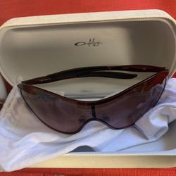 Oakley Deception Berry Sunglasses