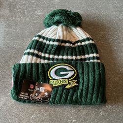 PRICE IS FIRM Brand new Green Bay Packers beanie