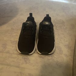 Adidas Shoes size 6k