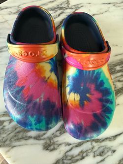 Crocs Unisex Bistro Graphic Clogs in a colorful tie-dye pattern