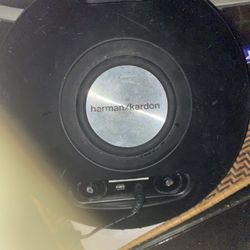 Harmon kardon Bluetooth speaker