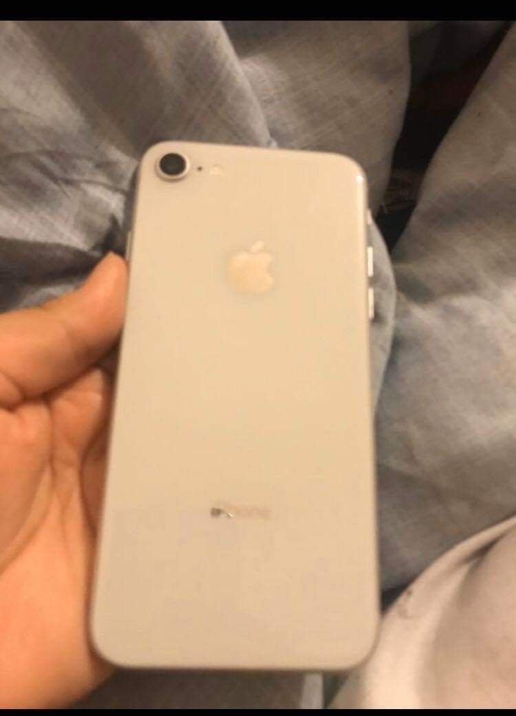 iPhone 8